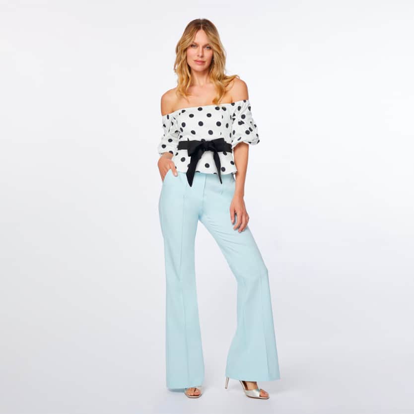 Blumarine spotlight carousel block 1080x1080 3.jpg