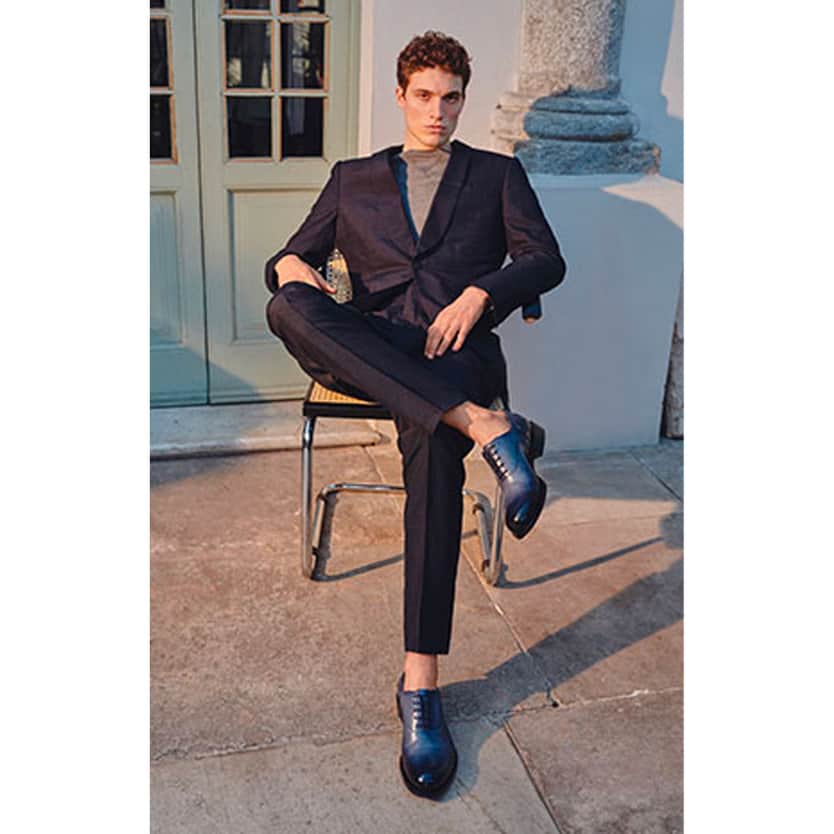 Santoni-spotlight-carousel-block-1080x1080-1.jpg