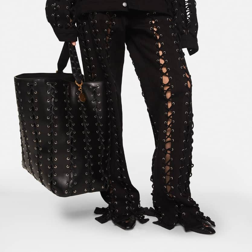 Stella-McCartney-spotlight-carousel-block-1080x1080.jpg
