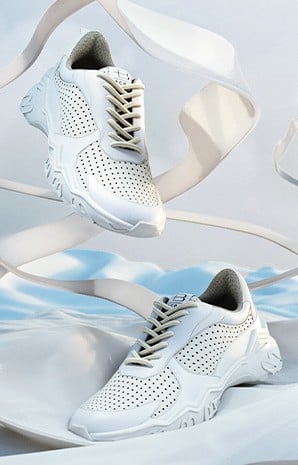 item.ImageAlternativeTextWithFallback