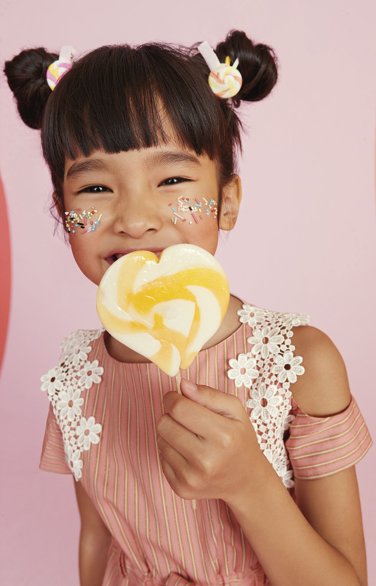 item.ImageAlternativeTextWithFallback