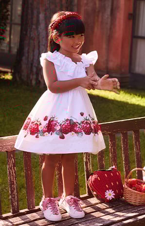 item.ImageAlternativeTextWithFallback