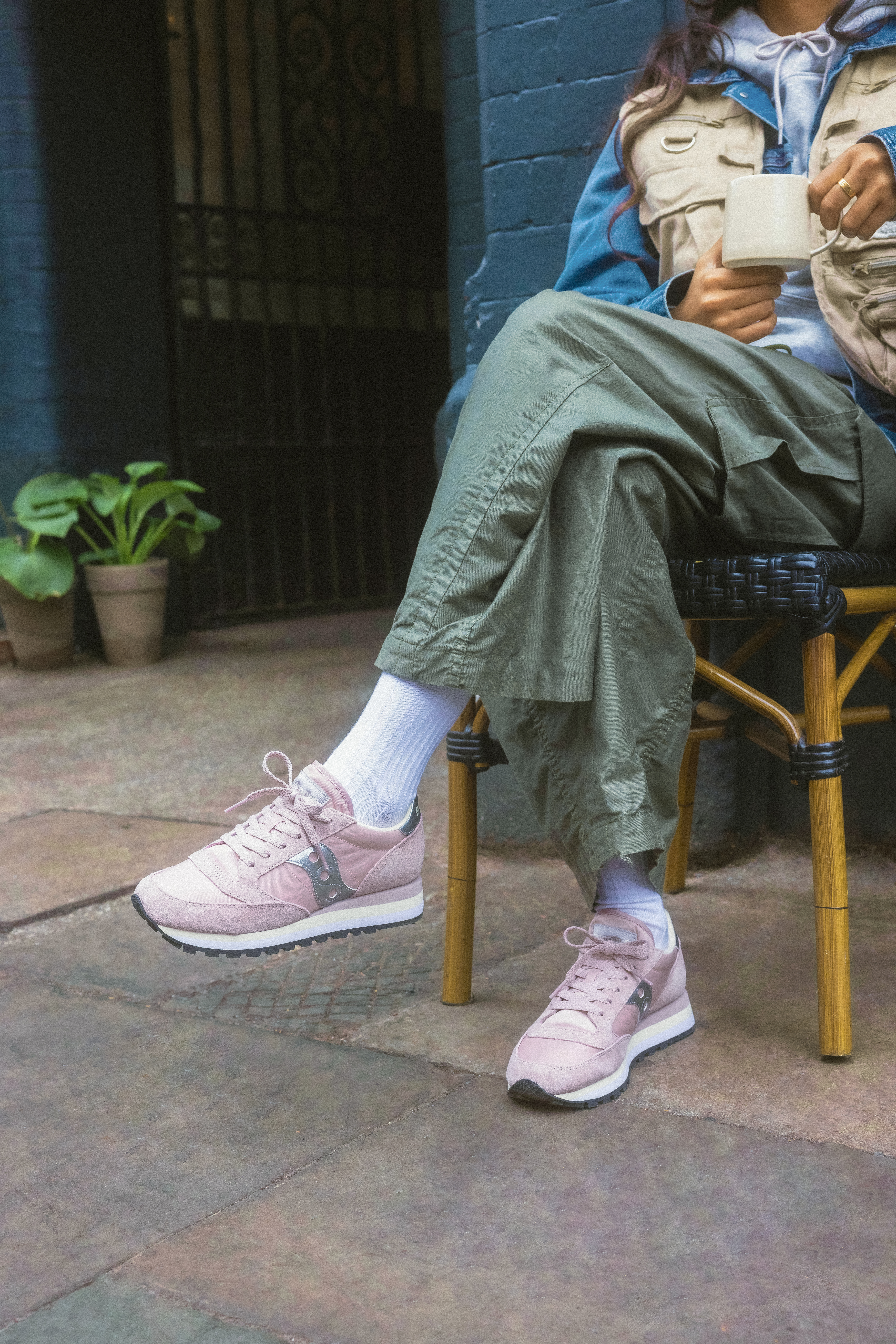 item.ImageAlternativeTextWithFallback