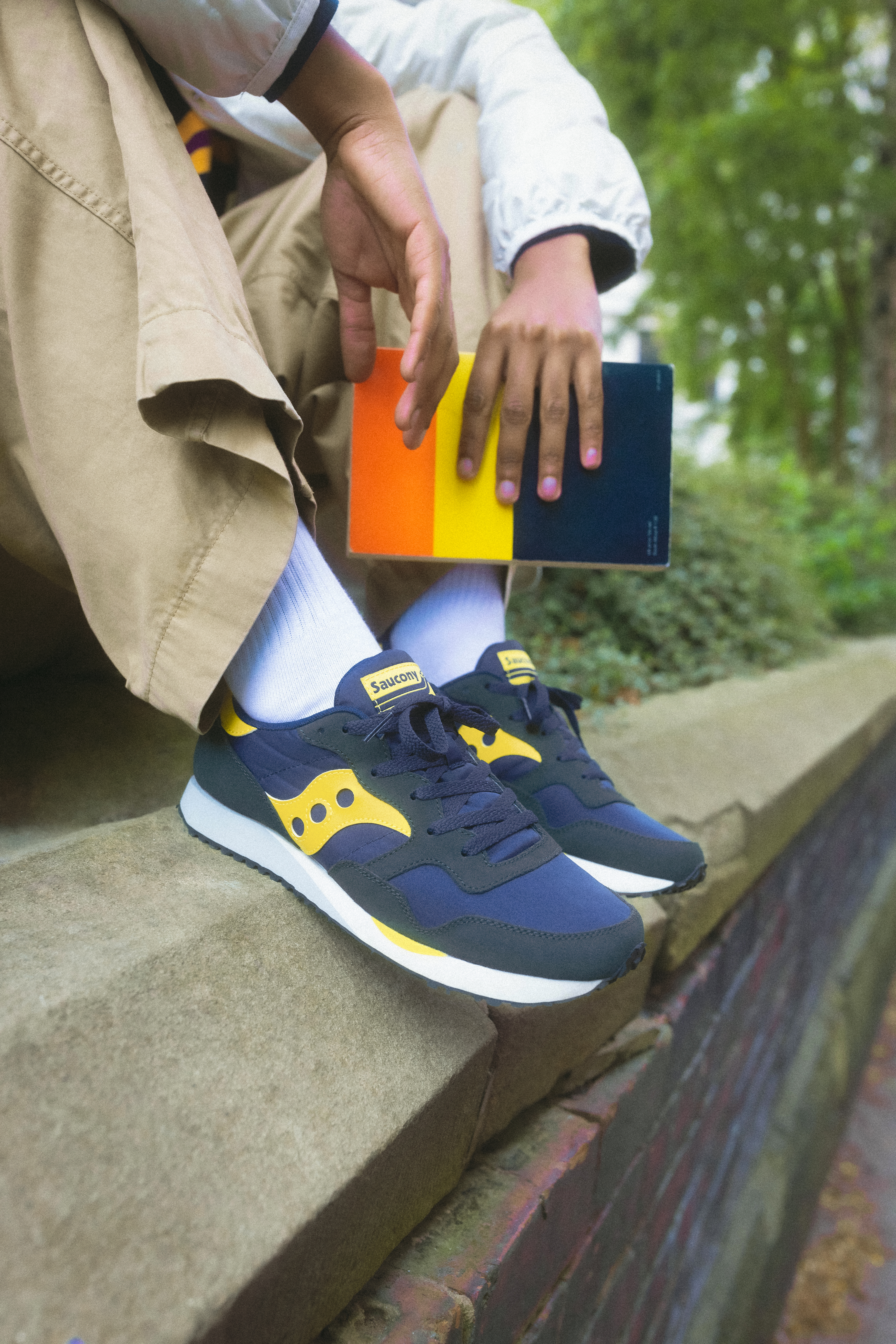 item.ImageAlternativeTextWithFallback