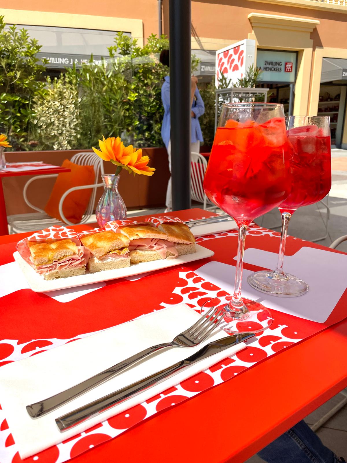 item.ImageAlternativeTextWithFallback